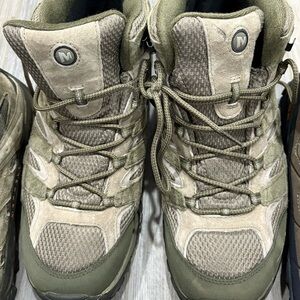 Merrell Olive Green boots‎